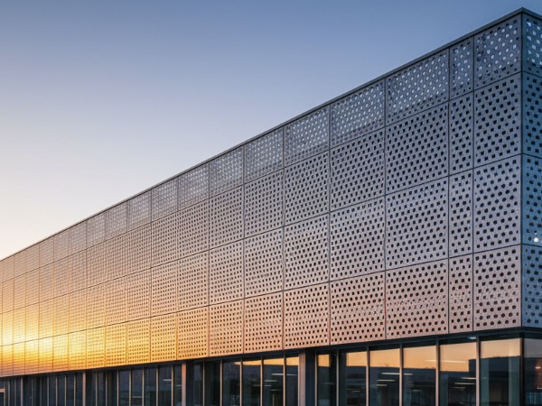 Geperforeerd metaal gevelbekleding 